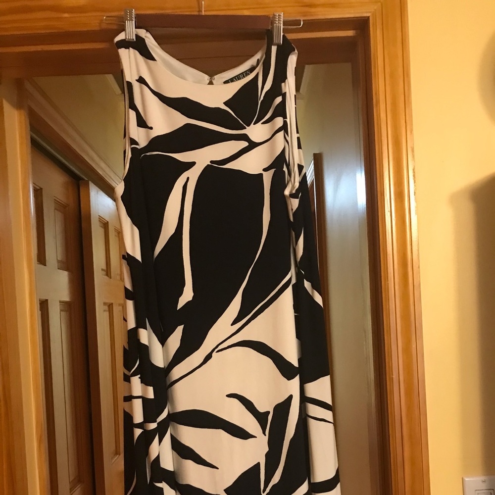 Women dress